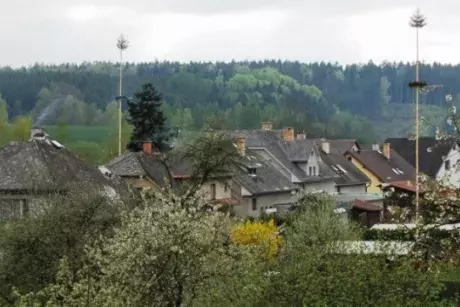 Květnové a červnové proměny Nekoře