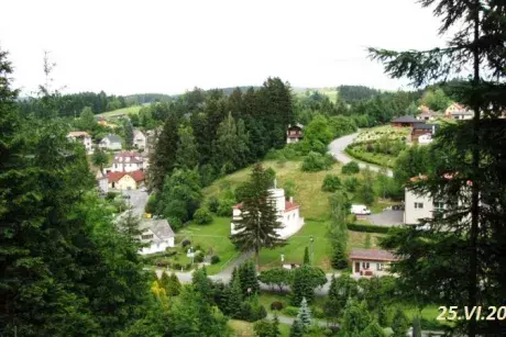 Květnové a červnové proměny Nekoře