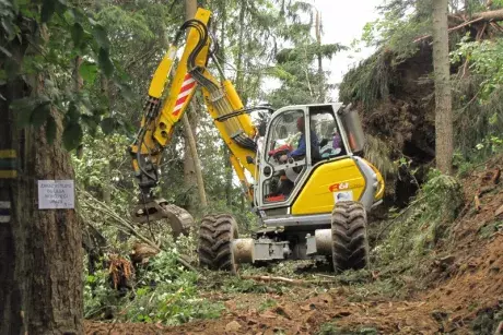 Odstraňování následků noční bouře z 8.7.2015