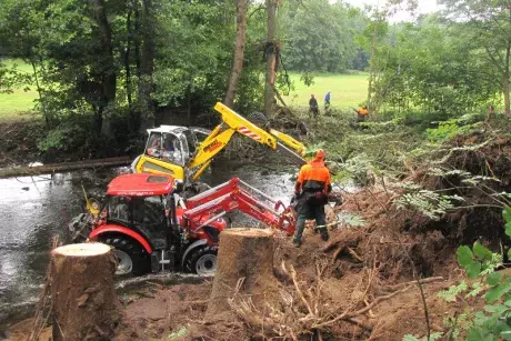 Odstraňování následků noční bouře z 8.7.2015