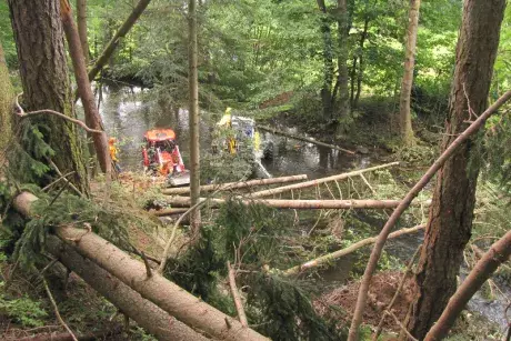 Odstraňování následků noční bouře z 8.7.2015