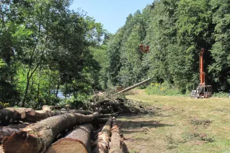 Odstraňování následků noční bouře z 8.7.2015