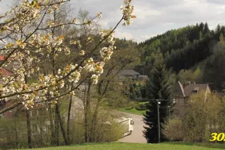 březen-květen 2017