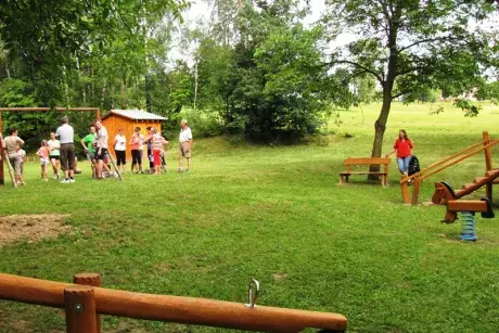 Herní a odpočinkové prvky Hřiště Bredůvka