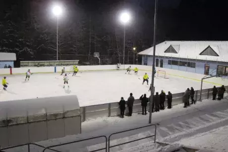 Silvestrovský hokejový zápas Nekoř x Klášterec